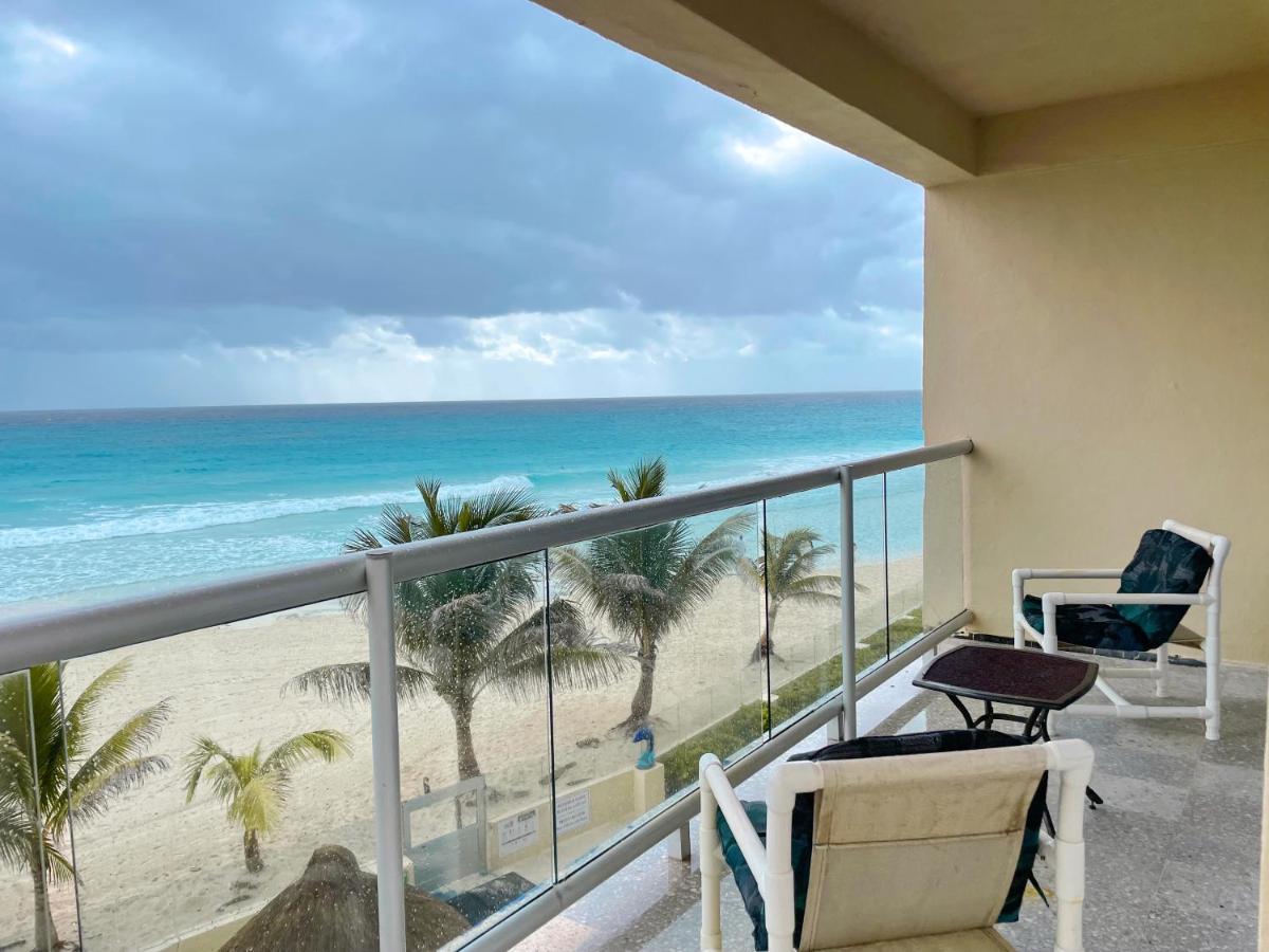 Luxury Caribbean Condos By Salvia Cancun Beachfront Bagian luar foto