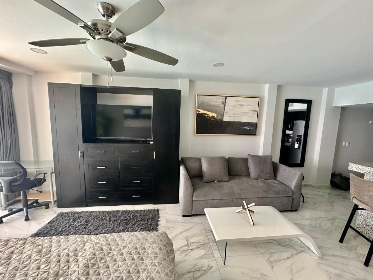 Luxury Caribbean Condos By Salvia Cancun Beachfront Bagian luar foto