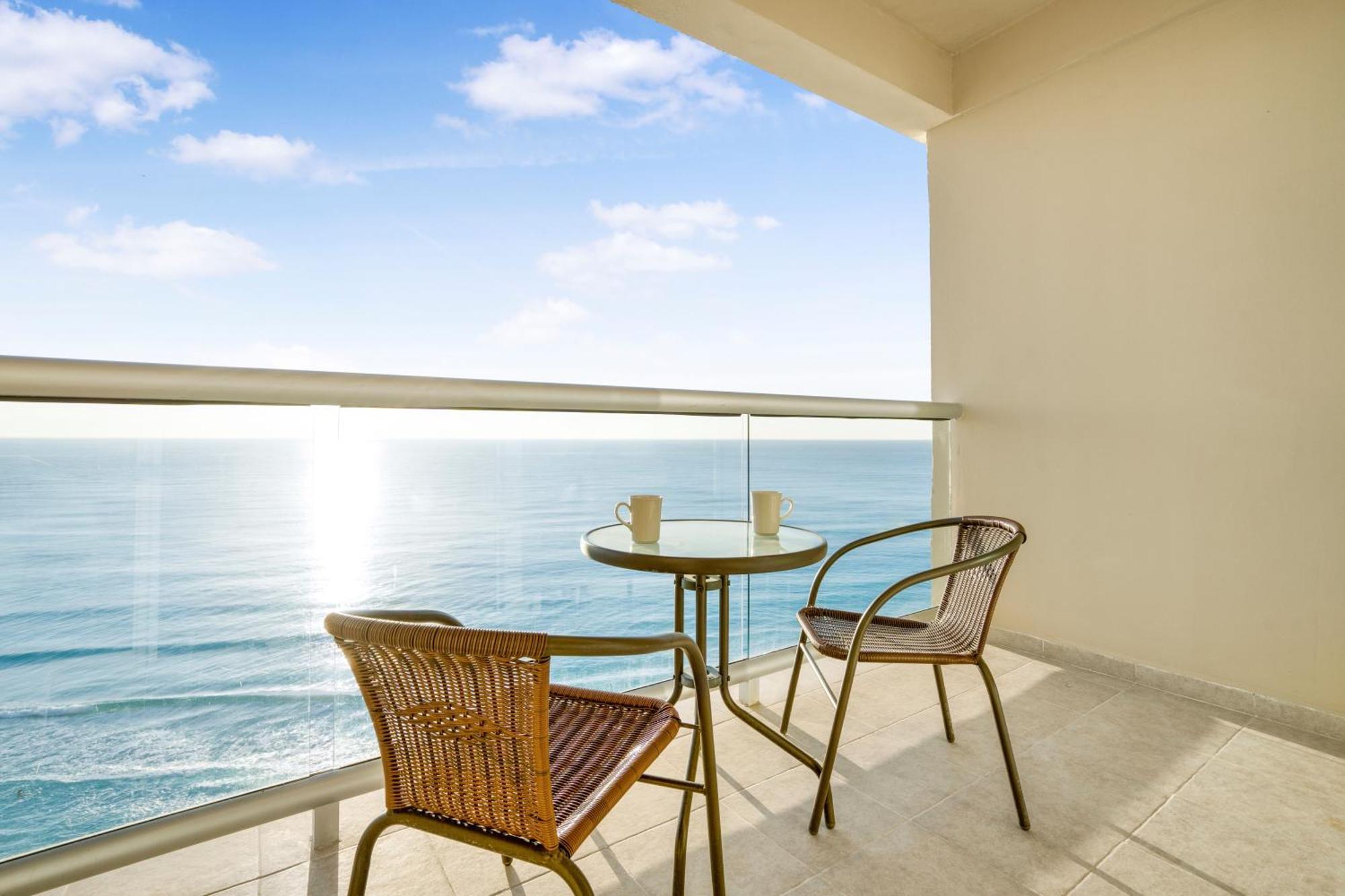 Luxury Caribbean Condos By Salvia Cancun Beachfront Bagian luar foto