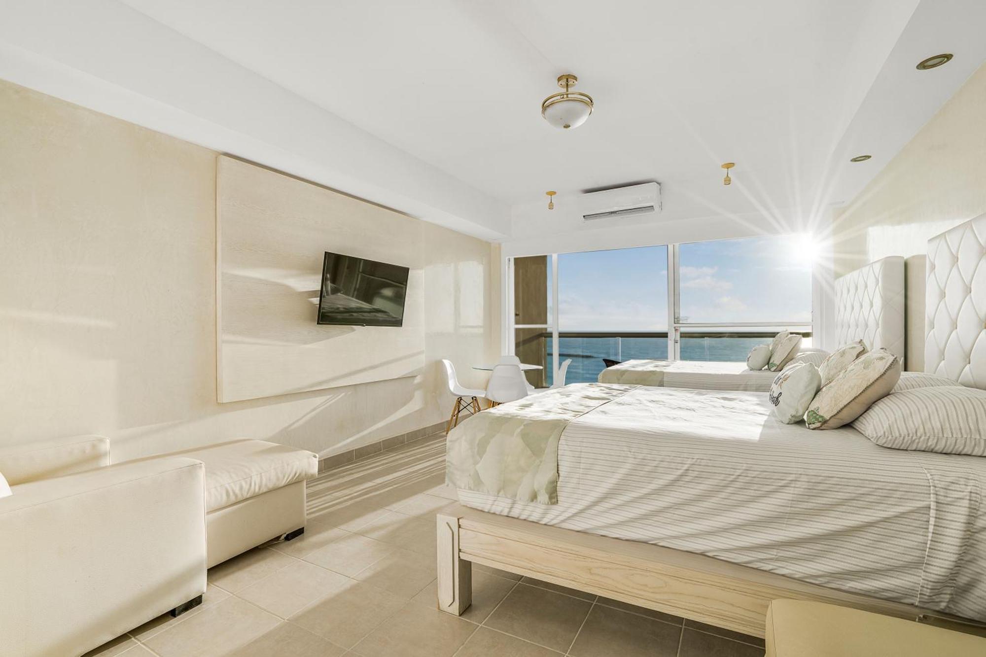 Luxury Caribbean Condos By Salvia Cancun Beachfront Bagian luar foto